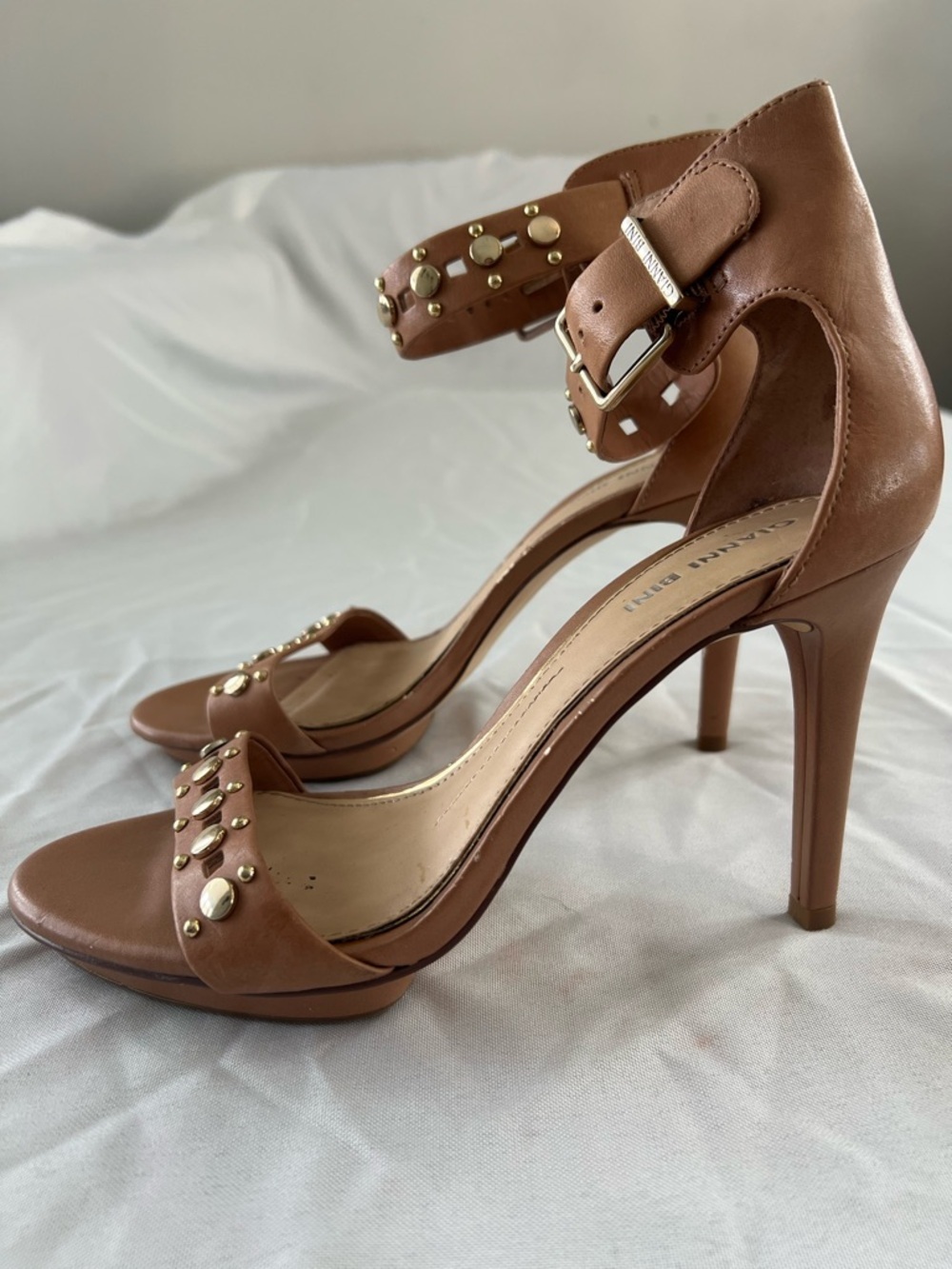 Gianni Bini Brown Studded Ankle-Strap High Heels Size 8 - Picture 4 of 7